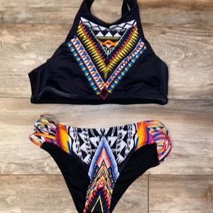 Cute swimsuit. Never worn!